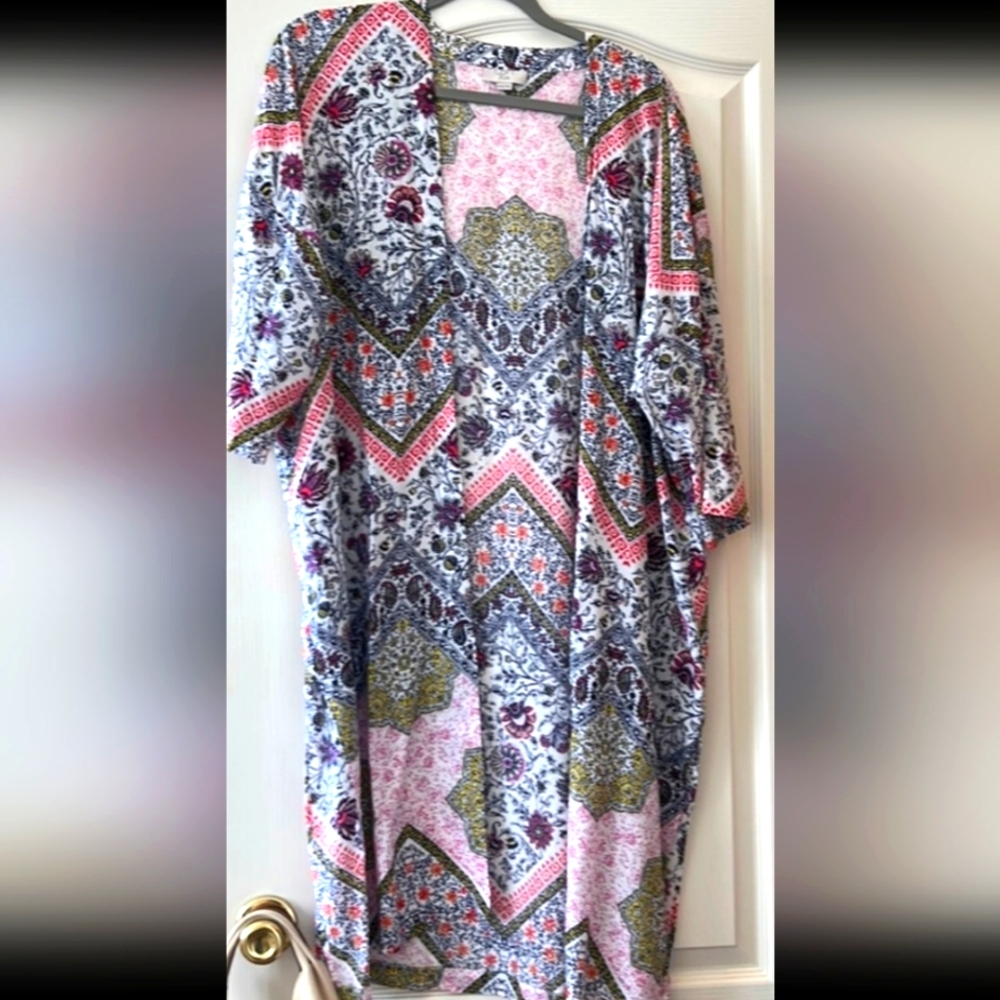 Loft Size M/L Kimono in excellent condition